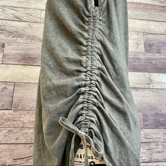 Kenneth Cole ‘That Sounds Like A You Problem’ Gray Sleeveless Top - Picture 8 of 14